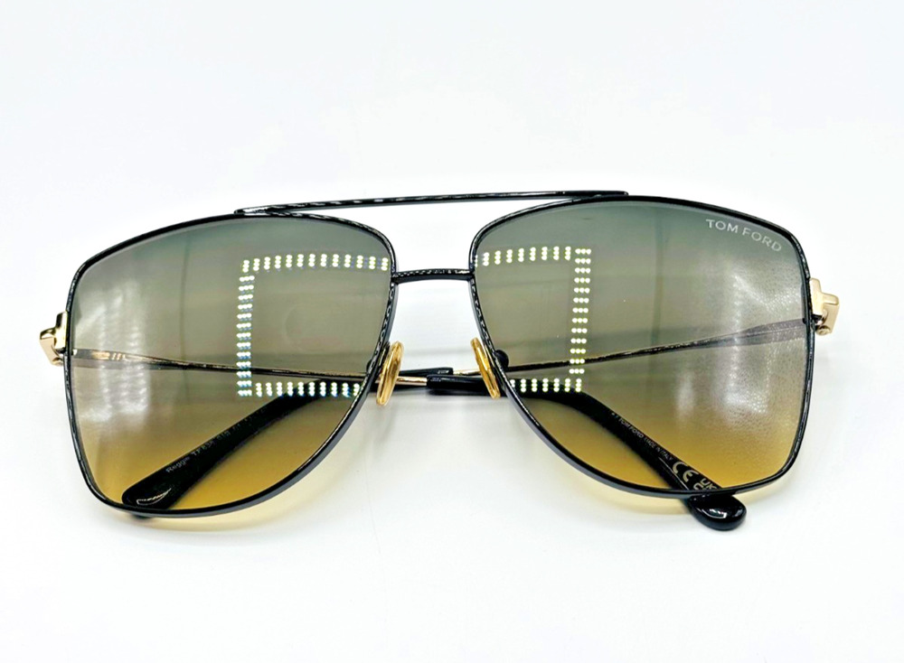 Tom Ford Sunglasses Reggie TF838 01B Black Aviator Frame Brown Gradient Lens New